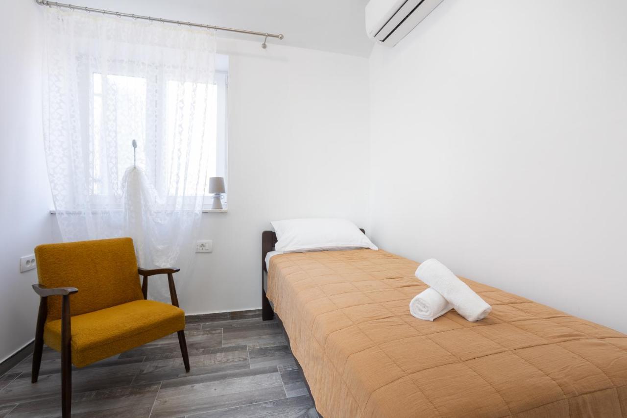 Marina Apartment *