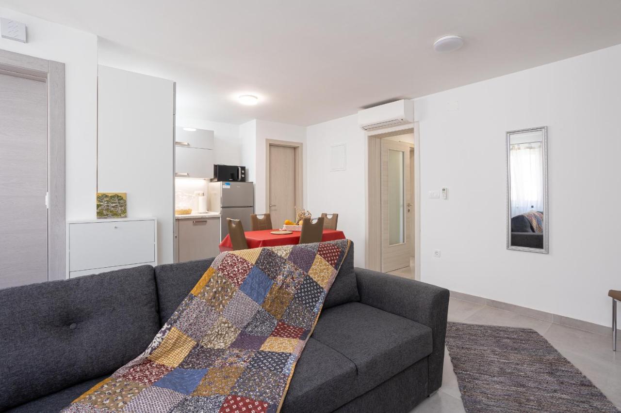Apartment Marina *