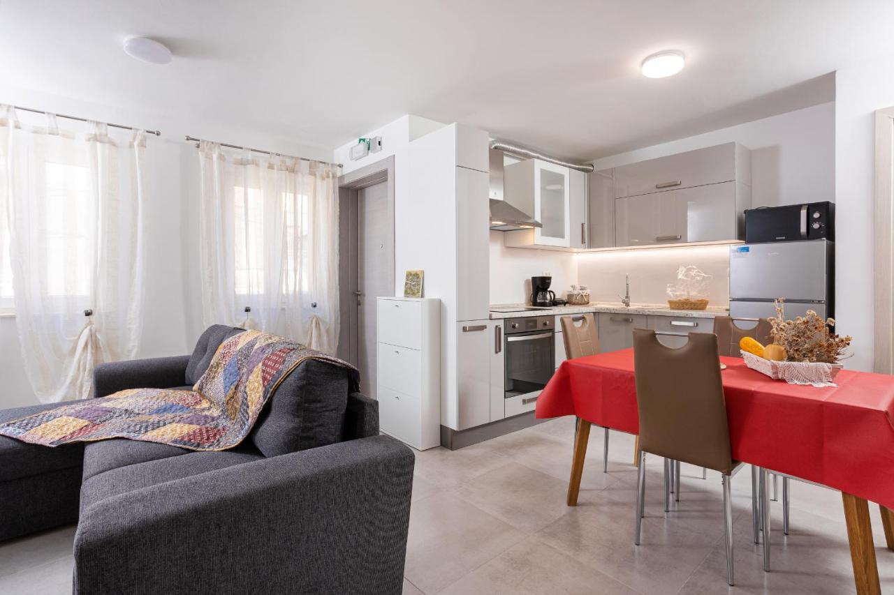 Apartment Marina